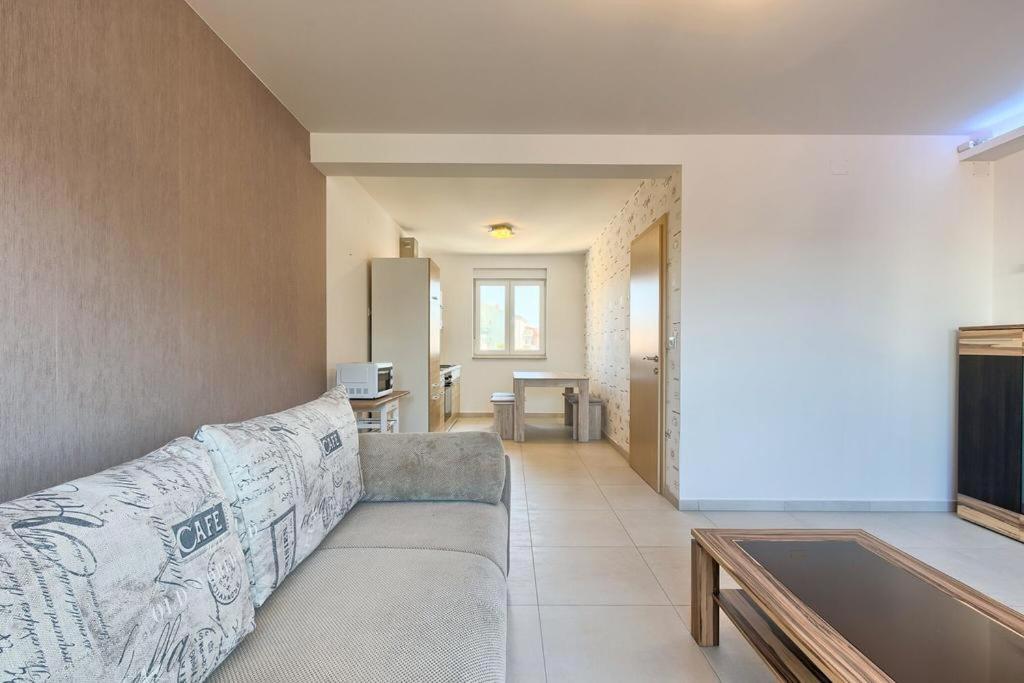 Lovely Fazana Apartments 400M From The Sea Экстерьер фото